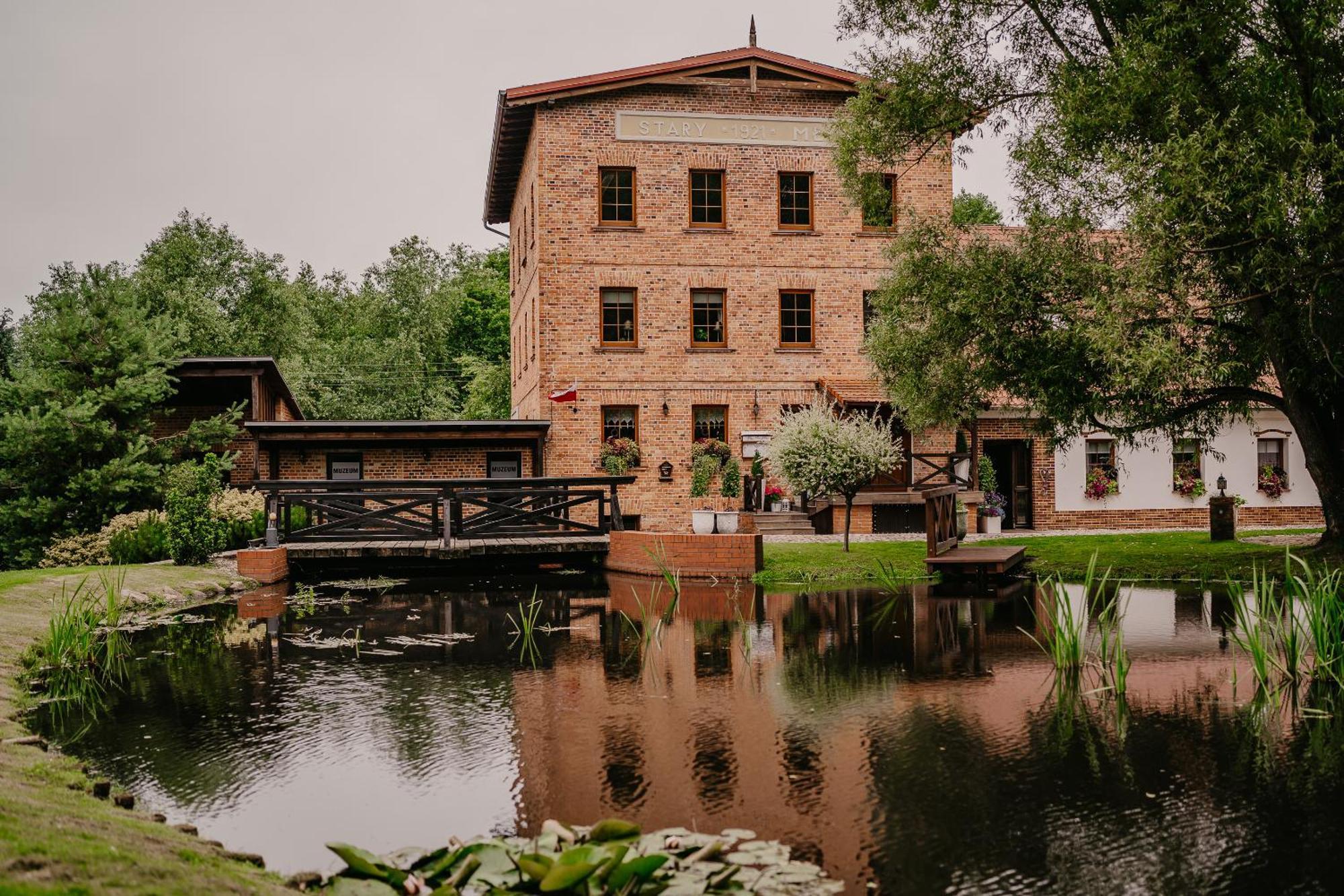 Villa Stary Mlyn W Brzeznicy à Brzeznica  Extérieur photo